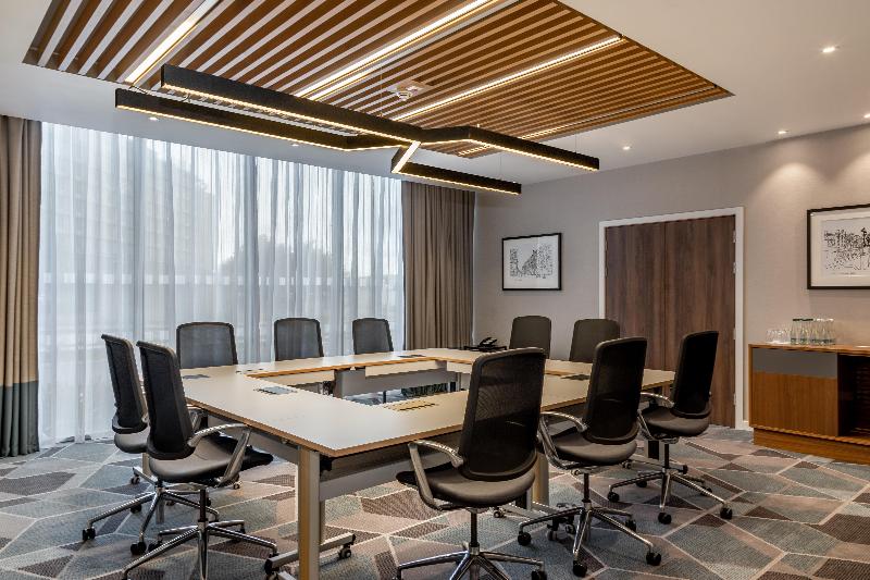 Отель Holiday Inn Dublin Airport