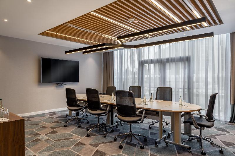 Отель Holiday Inn Dublin Airport