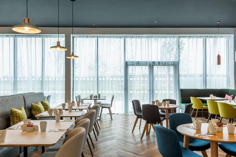 Отель Holiday Inn Dublin Airport