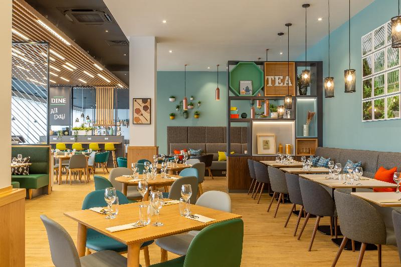 Отель Holiday Inn Dublin Airport