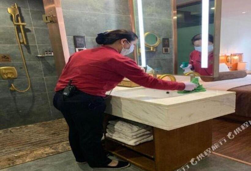 ホテル James Joyce Coffetel Xining Central Plaza