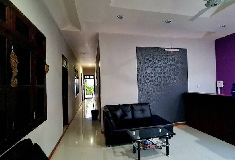 호텔 Jerrys Dive Lodge