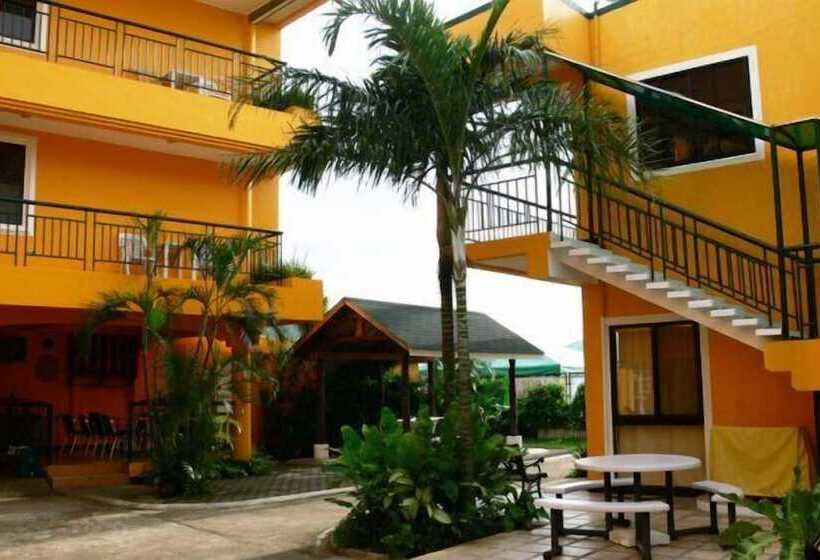 هتل Marvin's Seaside Inn