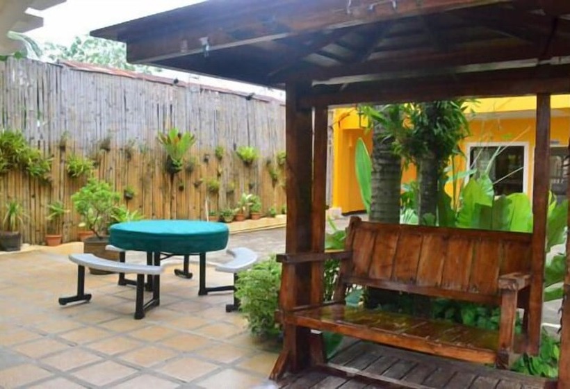 هتل Marvin's Seaside Inn