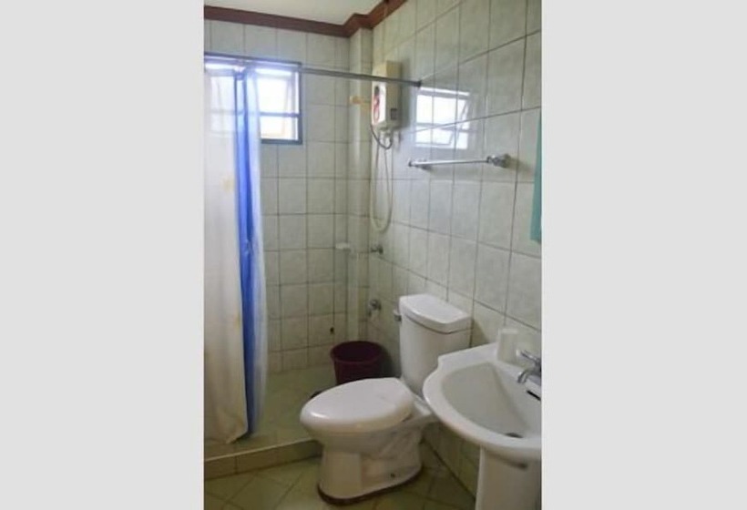 هتل Marvin's Seaside Inn