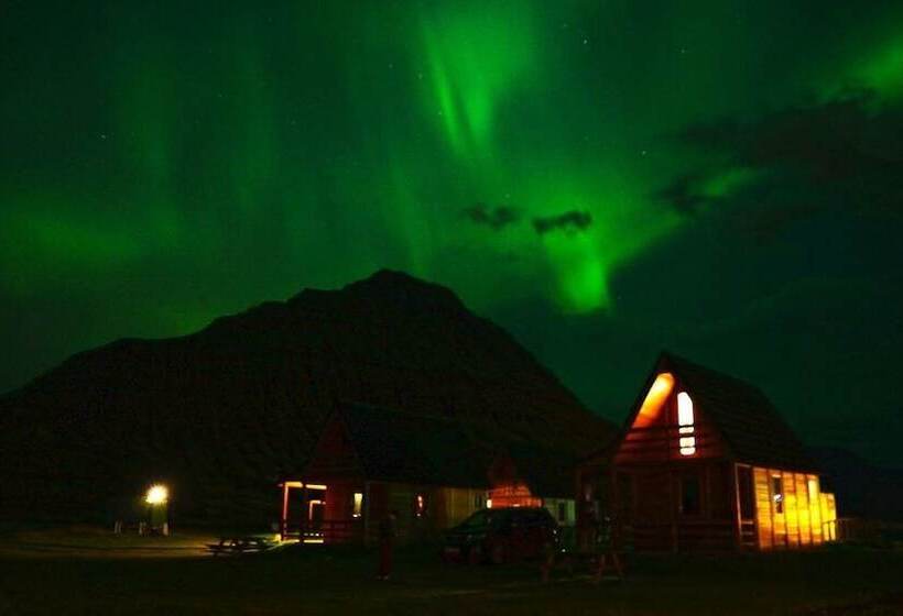 هتل Mjóeyri Travel Holiday Homes