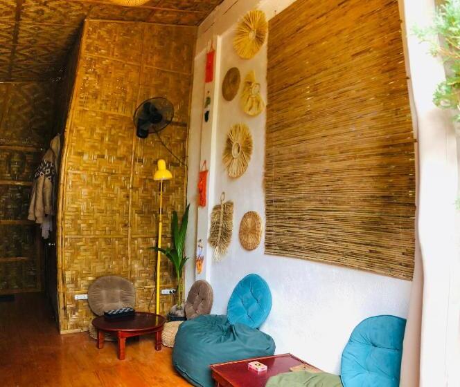 호텔 Nautilus Hostel & Hammocks