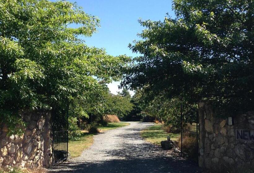 فندق Newlands Bed And Breakfast