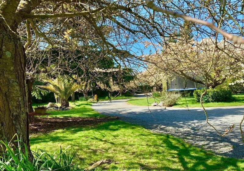 فندق Newlands Bed And Breakfast