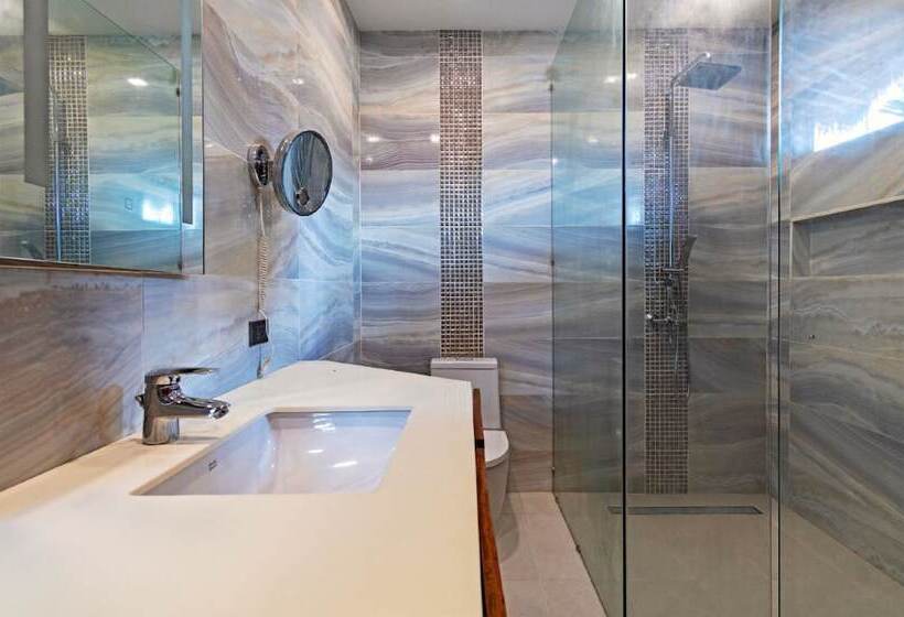 בית מלון כפרי Ocean S Edge Resort