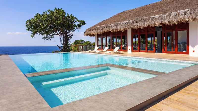 Hotel Ocean S Edge Resort