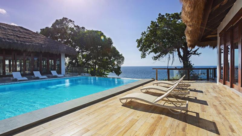 Hotel Ocean S Edge Resort