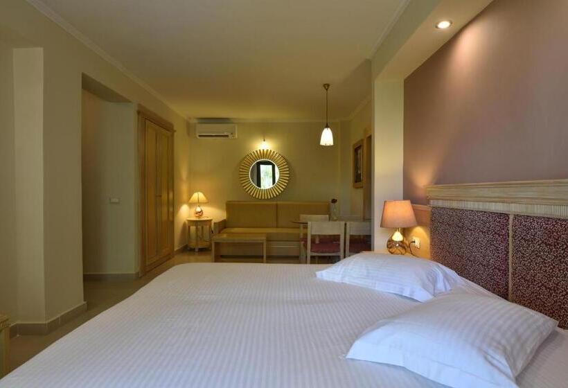 호텔 Okeanis Golden Resort