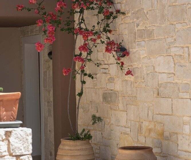 호텔 Okeanis Golden Resort