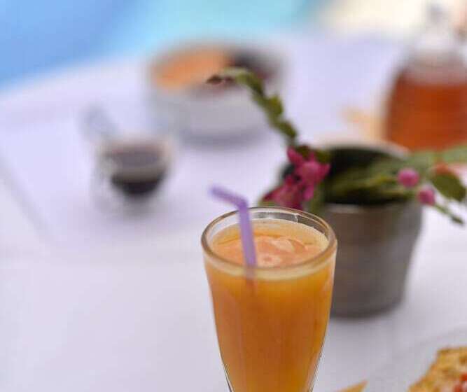 호텔 Okeanis Golden Resort