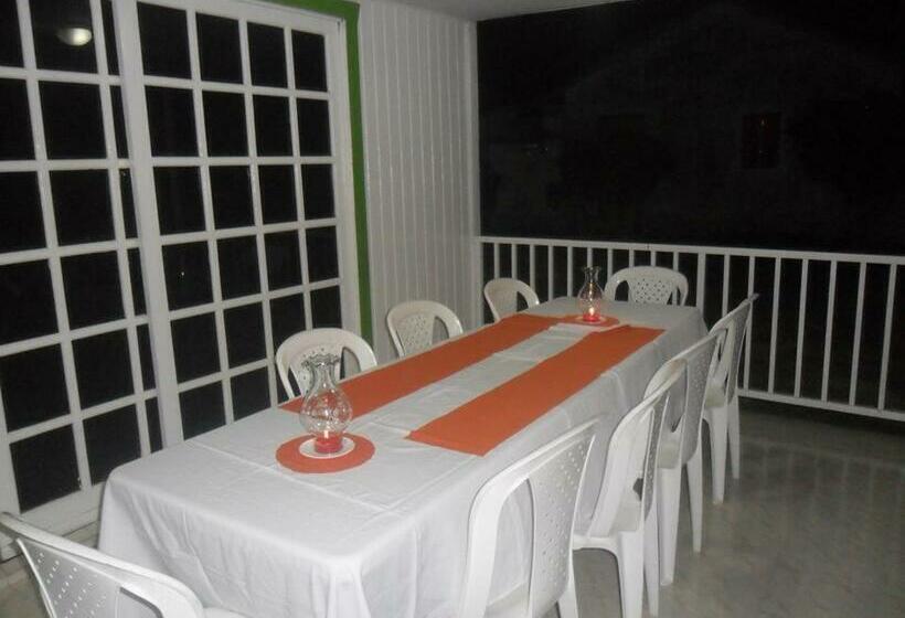 Отель Posada Caribbean Refuge