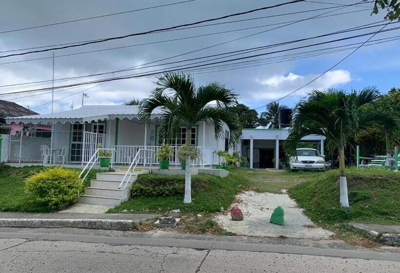 Отель Posada Caribbean Refuge