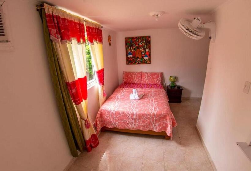 هتل Posada Caribbean Refuge