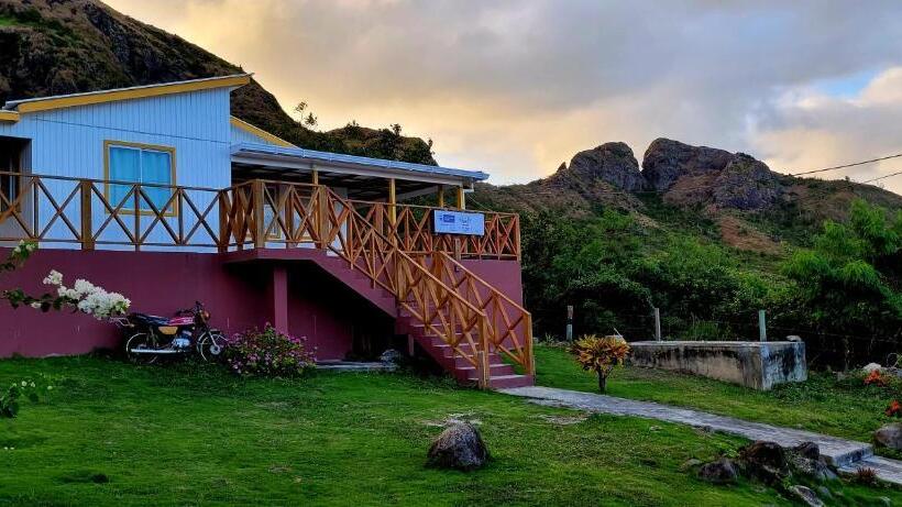 هتل Posada Mcbean