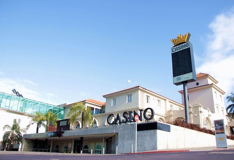 호텔 Rivera Casino & Resort