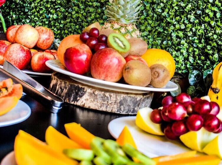 호텔 Rivera Casino & Resort