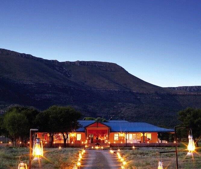 בית מלון כפרי Samara Karoo Reserve