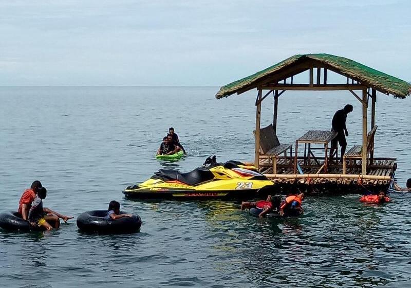 هتل Smallfrys Beach Resort