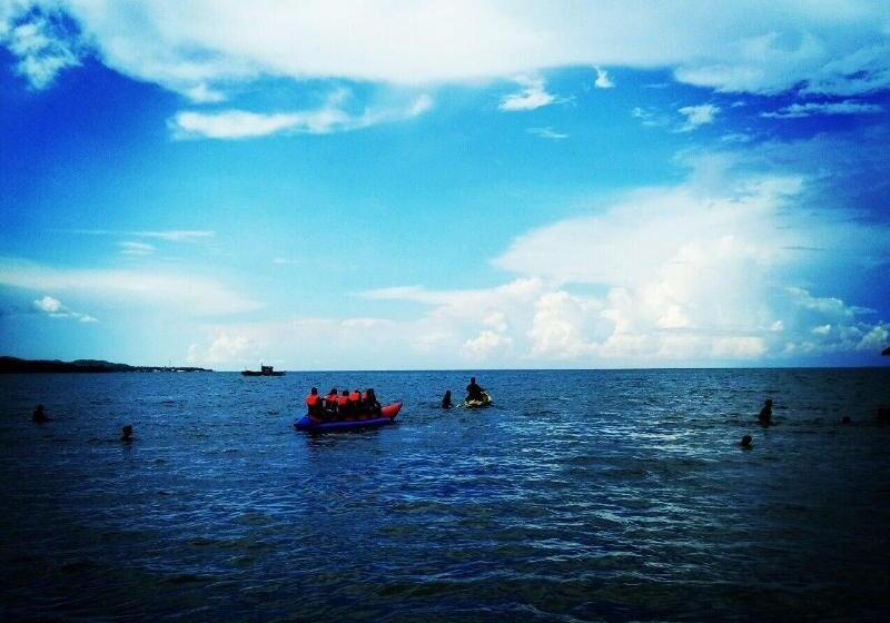 هتل Smallfrys Beach Resort