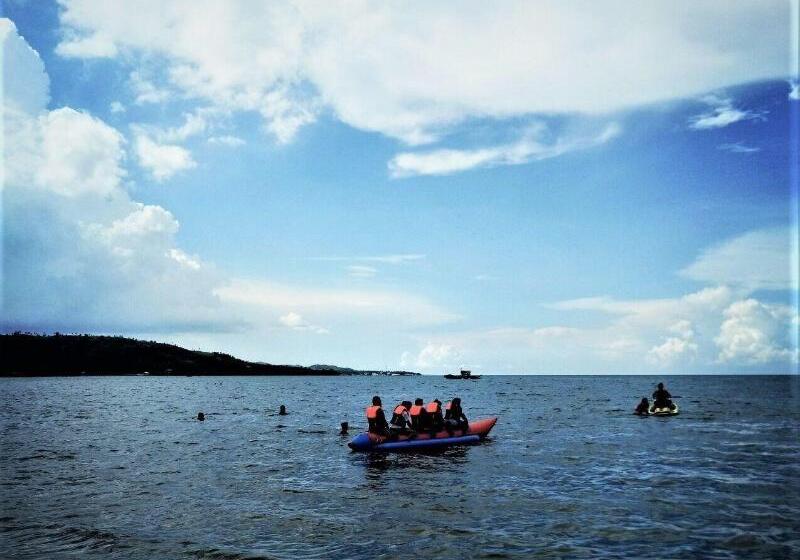 هتل Smallfrys Beach Resort