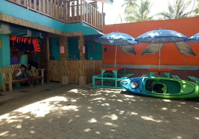 هتل Smallfrys Beach Resort