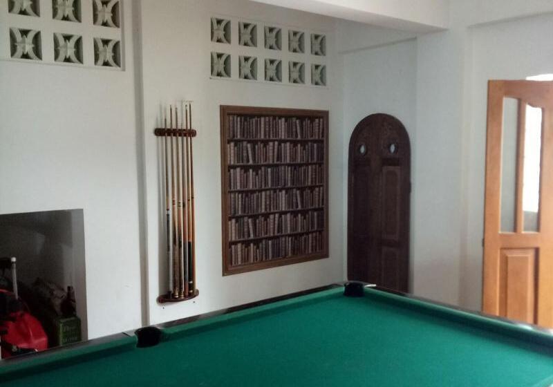 هتل Smallfrys Beach Resort