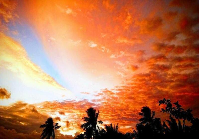 هتل Smallfrys Beach Resort