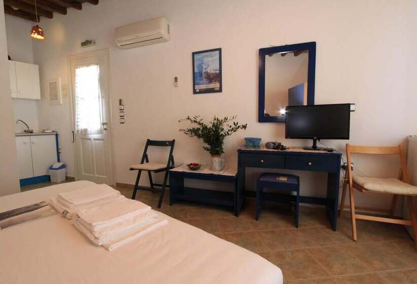 בית מלון כפרי Smaragda Rooms & Studios