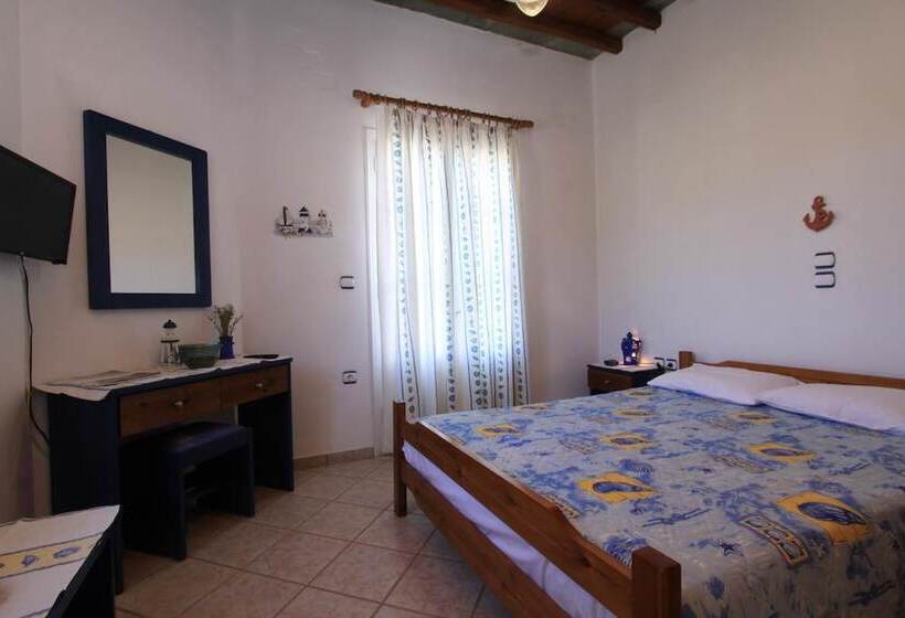 בית מלון כפרי Smaragda Rooms & Studios