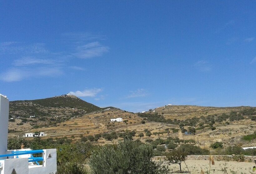 בית מלון כפרי Smaragda Rooms & Studios