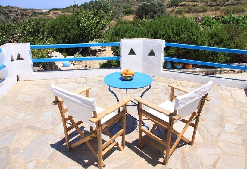 בית מלון כפרי Smaragda Rooms & Studios