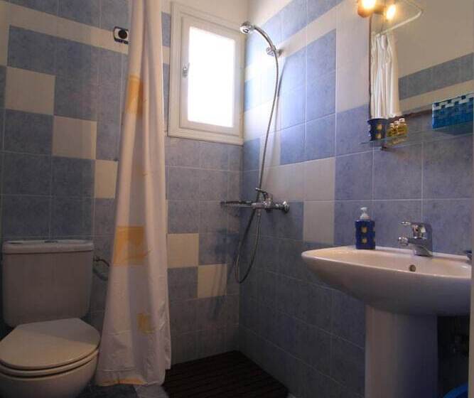 בית מלון כפרי Smaragda Rooms & Studios