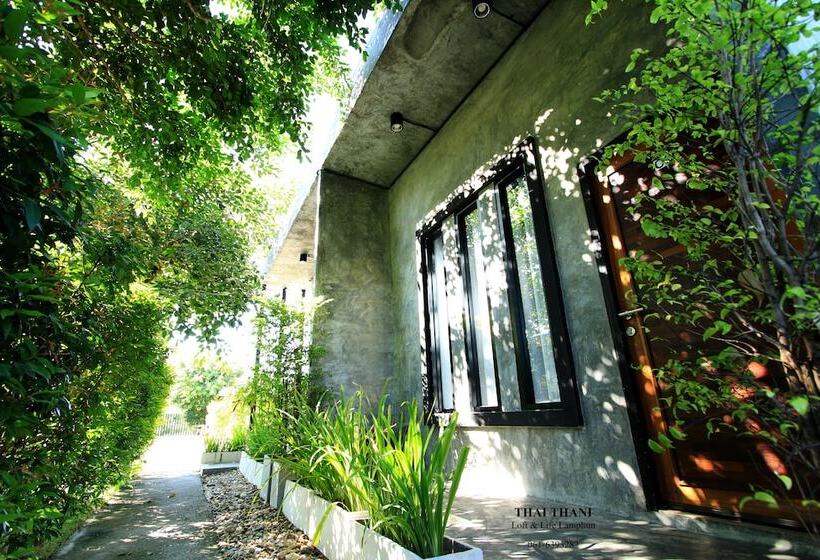 호텔 Thai Thani Loft & Life Lamphun