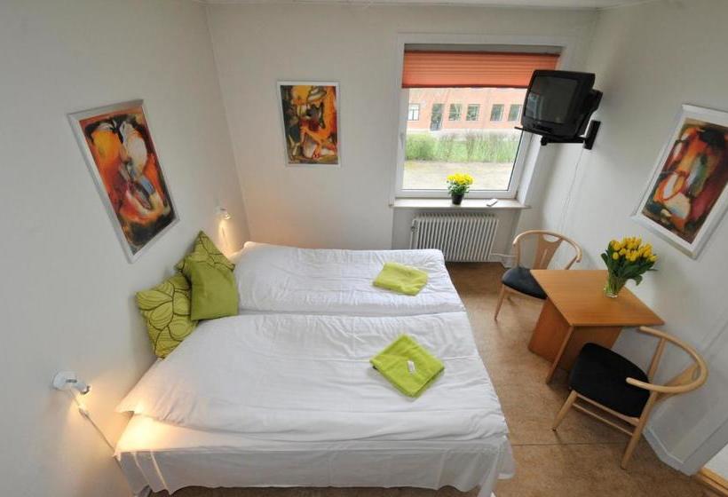 בית מלון כפרי Thyregod Kursuscenter