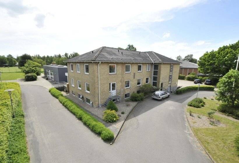 בית מלון כפרי Thyregod Kursuscenter