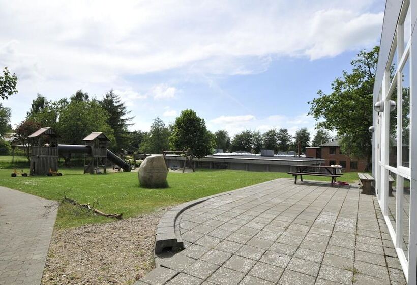 בית מלון כפרי Thyregod Kursuscenter