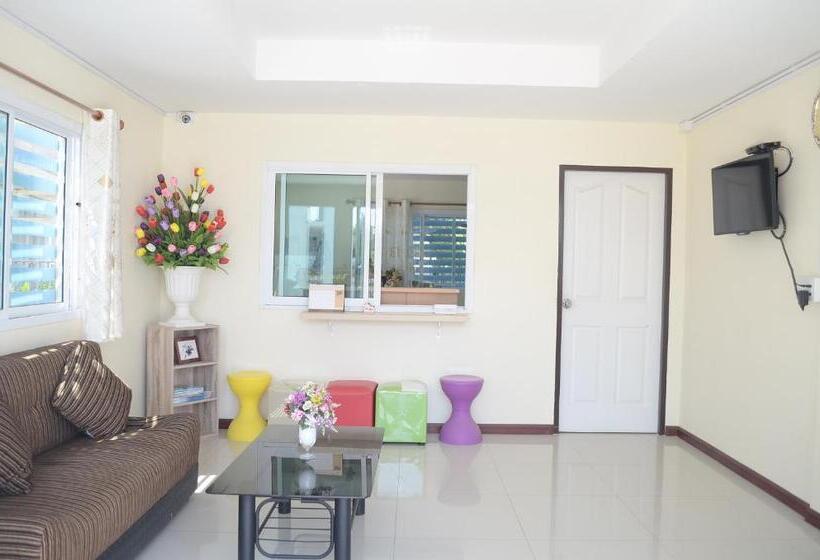 בית מלון כפרי Tulip Place