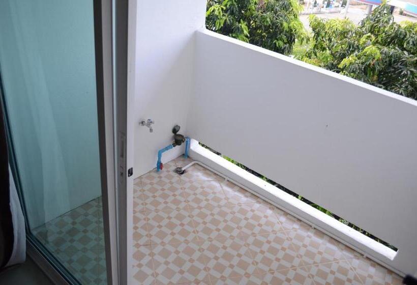 בית מלון כפרי Tulip Place