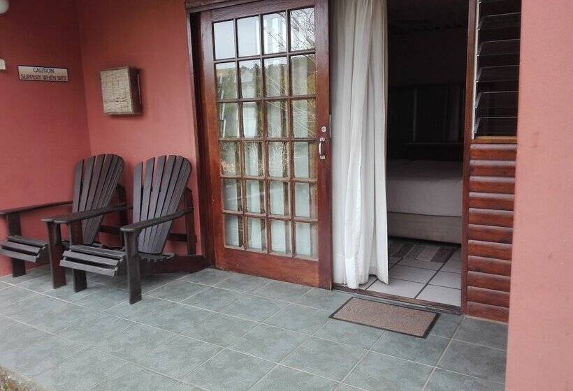 בית מלון כפרי Umzimvubu Retreat Guest House