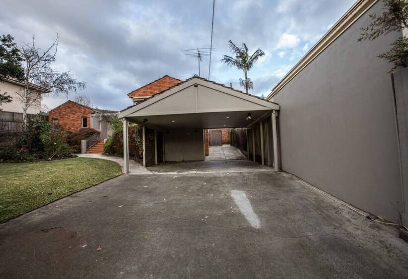 Lots Love Life Garden View Amazing Five Bedrooms