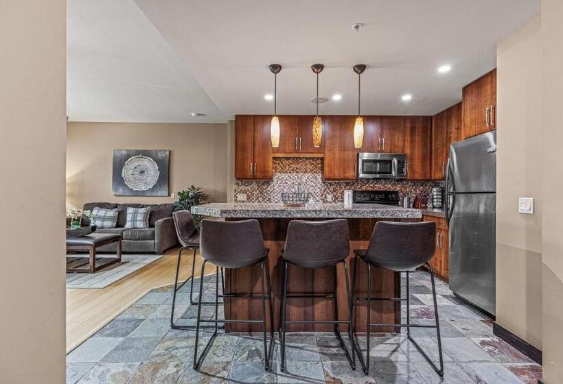 Heavenly Mountain Condo Hosted By Fenwick Vacation Rentals