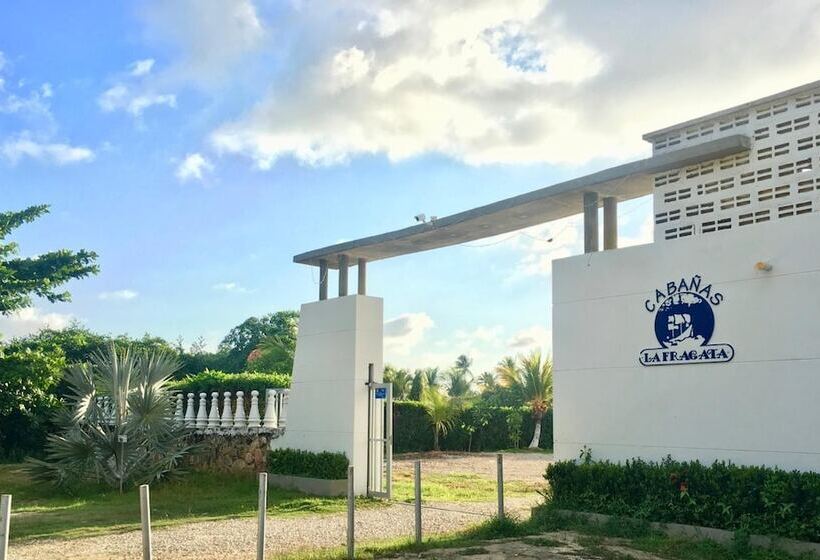 ペンション Cabañas La Fragata