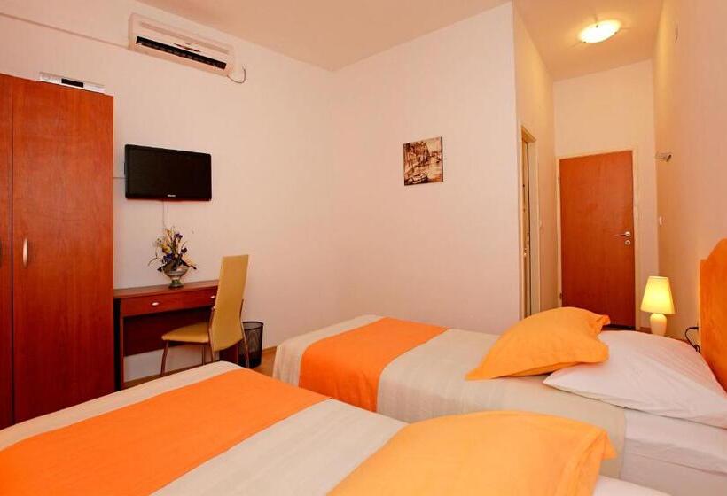 펜션 Guest House Kod Peskarije