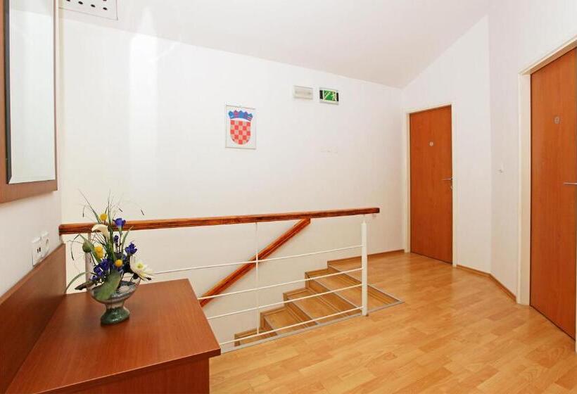 펜션 Guest House Kod Peskarije