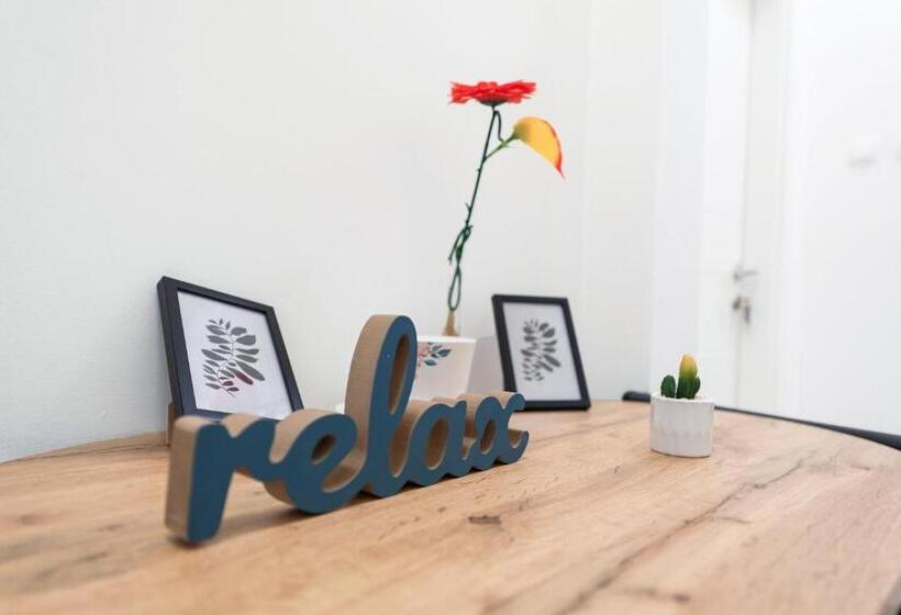 펜션 Little Flower In City Center